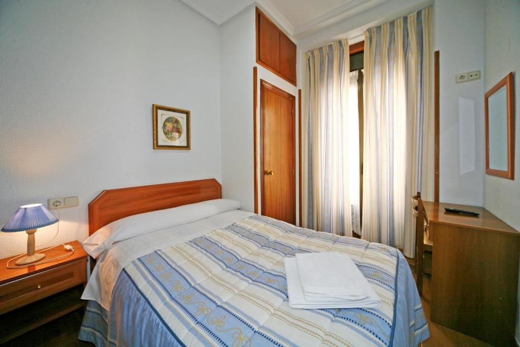 Hostal San Antonio Madrid Rom bilde