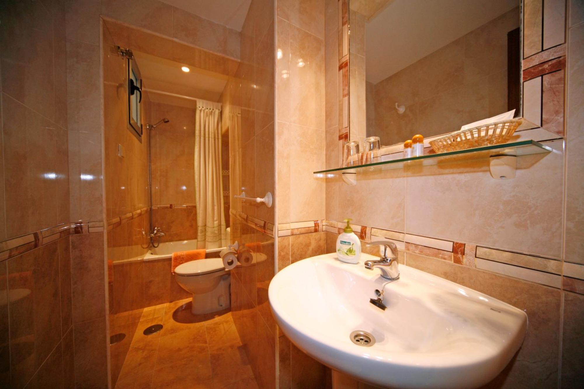 Hostal San Antonio Madrid Eksteriør bilde