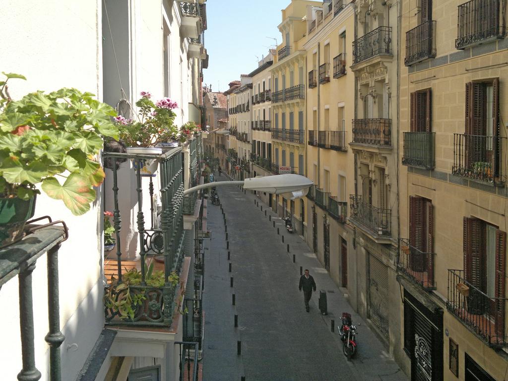 Hostal San Antonio Madrid Eksteriør bilde