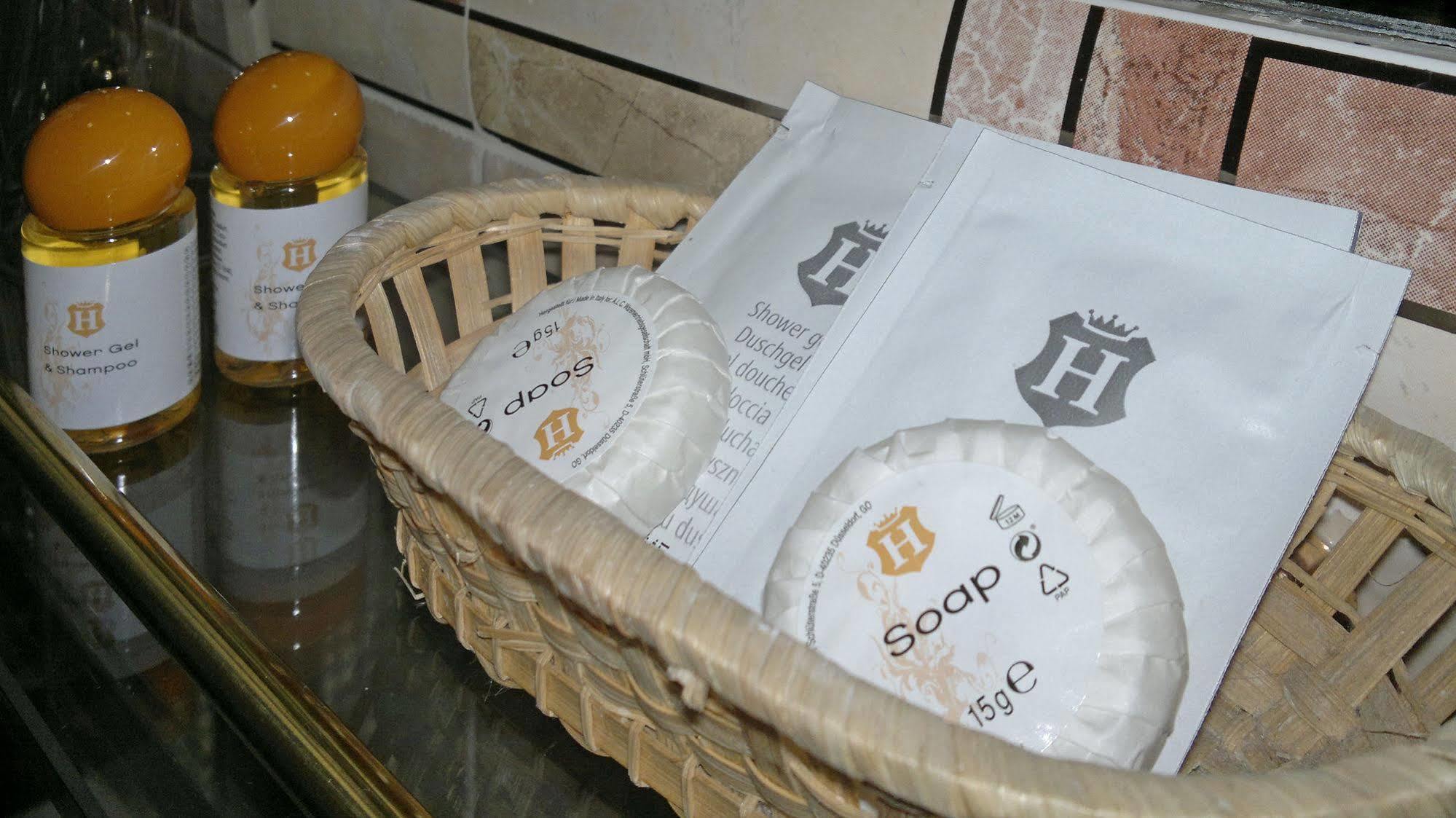Hostal San Antonio Madrid Eksteriør bilde