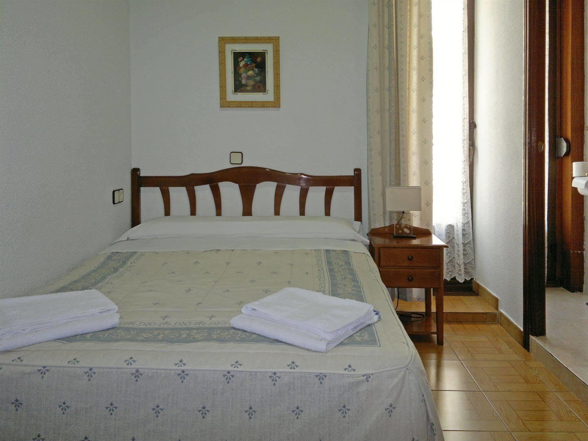 Hostal San Antonio Madrid Eksteriør bilde