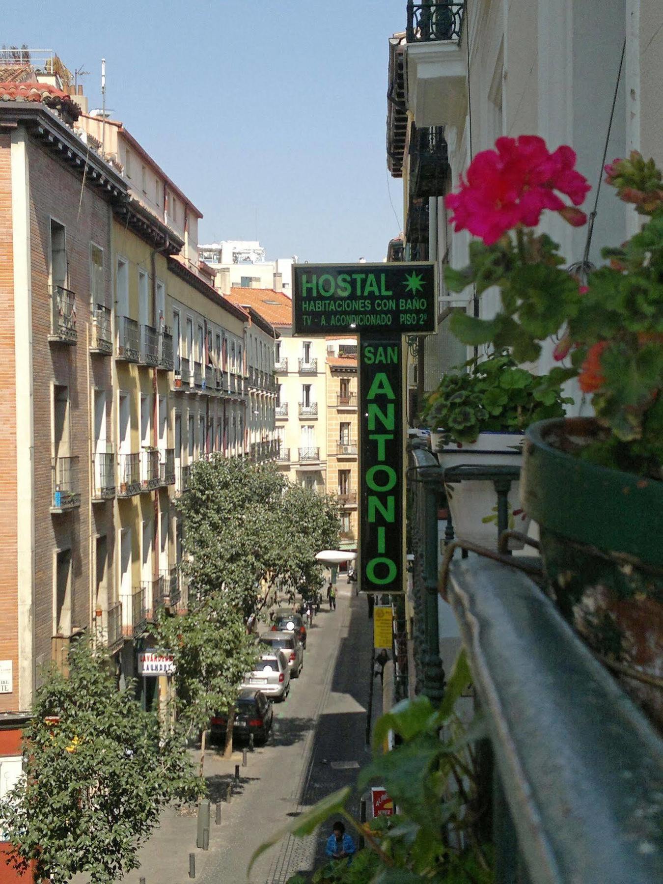Hostal San Antonio Madrid Eksteriør bilde